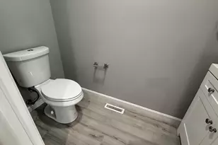242 Eastern Ave, Springfield, MA 01109 - Photo 9