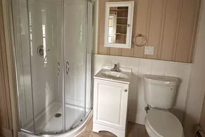25 Prospect St, Ware, MA 01082 - Photo 15