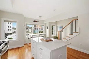 10B Berkley Rd, Hull, MA 02045 - Photo 5