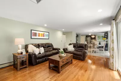 27 Lancashire Dr, Mansfield, MA 02048 - Photo 9