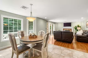 27 Lancashire Dr, Mansfield, MA 02048 - Photo 7