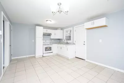 75-77 Chester #77, Springfield, MA 01105 - Photo 3