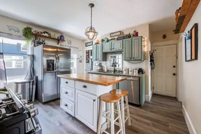 21 Emerald Ave, Webster, MA 01570 - Photo 5