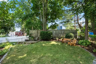 15 Bailey Street, Boston, MA 02124 - Photo 17