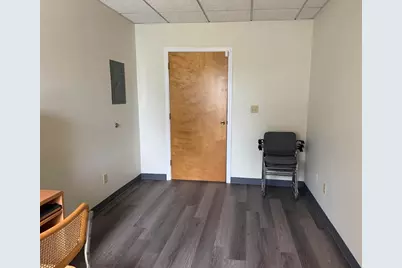 27 Glen St., Stoughton, MA 02072 - Photo 3
