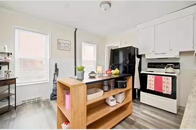 51-53 Leyfred Ter, Springfield, MA 01108 - Photo 5