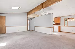 27 Castle Rd, Attleboro, MA 02703 - Photo 5