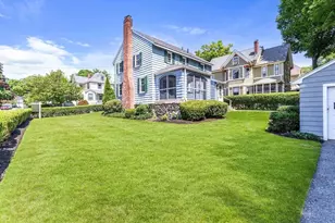 26 Garden St, Melrose, MA 02176 - Photo 23