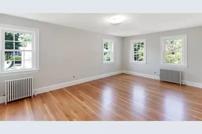 26 Garden St, Melrose, MA 02176 - Photo 13