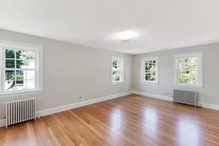 26 Garden St, Melrose, MA 02176 - Photo 13