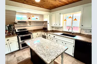 5 Washington St, Monson, MA 01057 - Photo 7
