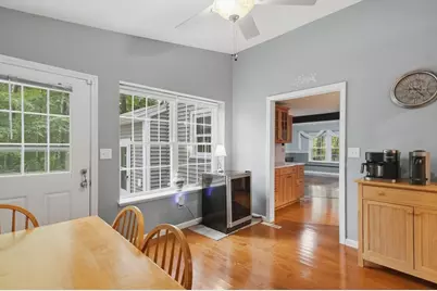 17 North Vine Street, Milford, MA 01757 - Photo 9
