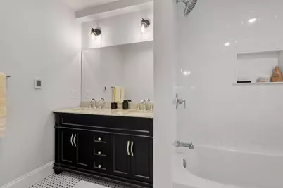 601 Walnut St, Newton, MA 02460 - Photo 9