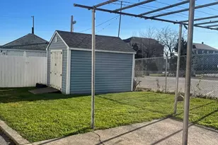 72 Nash Rd, New Bedford, MA 02746 - Photo 15