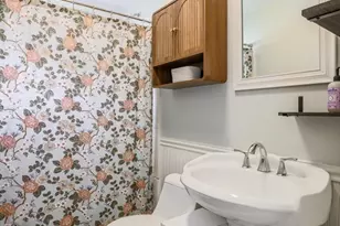 150 Armour St, New Bedford, MA 02740 - Photo 9