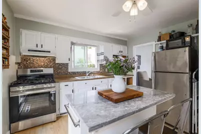 150 Armour St, New Bedford, MA 02740 - Photo 7