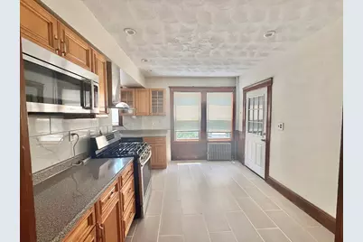 39 Dunbar Ave #1, Medford, MA 02155 - Photo 9