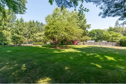 9 Great Pond Road, Wenham, MA 01984 - Photo 3