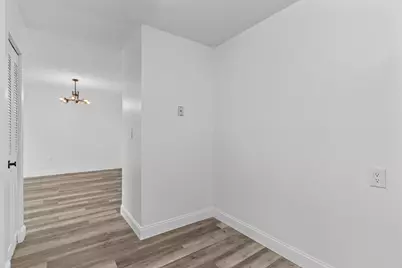 3 Summit Drive #16, Reading, MA 01876 - Photo 5