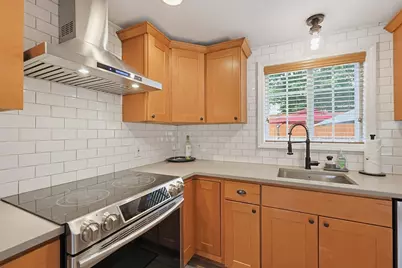 11 Vernon Pl, Seekonk, MA 02771 - Photo 13
