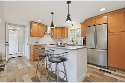 11 Vernon Pl, Seekonk, MA 02771 - Photo 9