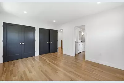 4 Eastern Ave, Burlington, MA 01803 - Photo 29