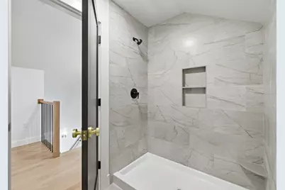 4 Eastern Ave, Burlington, MA 01803 - Photo 31