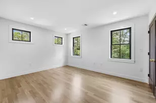4 Eastern Ave, Burlington, MA 01803 - Photo 25