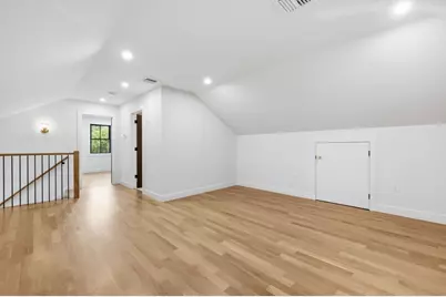 4 Eastern Ave, Burlington, MA 01803 - Photo 31