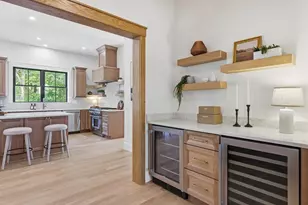 4 Eastern Ave, Burlington, MA 01803 - Photo 5