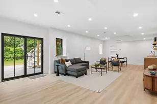 4 Eastern Ave, Burlington, MA 01803 - Photo 33