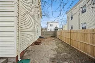 56 Parker St, Attleboro, MA 02703 - Photo 25