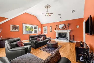 11 Woodbury Ct, Salem, MA 01970 - Photo 23