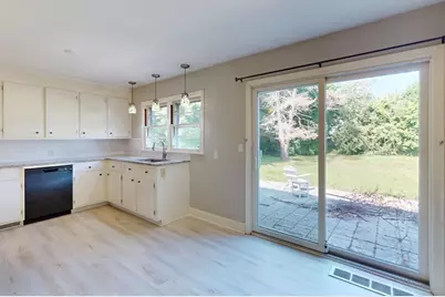 25 Montague St, Montague, MA 01376 - Photo 7