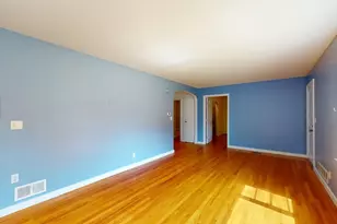 25 Montague St, Montague, MA 01376 - Photo 15