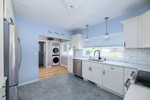 38 Eagle St, Ware, MA 01082 - Photo 13