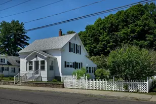 38 Eagle St, Ware, MA 01082 - Photo 3
