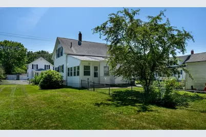 38 Eagle St, Ware, MA 01082 - Photo 5