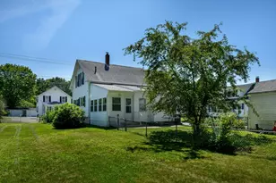 38 Eagle St, Ware, MA 01082 - Photo 5