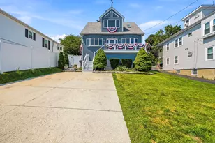 50 Floyd St, Winthrop, MA 02152 - Photo 1