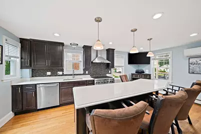 185 Hamilton Ave, Quincy, MA 02171 - Photo 5