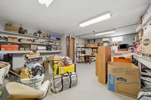 7 Hingston St, Peabody, MA 01960 - Photo 25