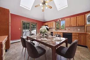 7 Hingston St, Peabody, MA 01960 - Photo 3