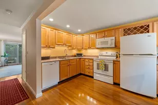 21 Walcott Valley Dr, Hopkinton, MA 01748 - Photo 5