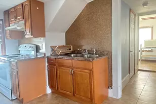 18 Brookfield St, Ludlow, MA 01056 - Photo 3