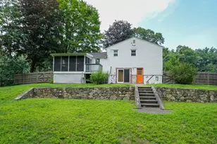 23 Laurel Dr, Hudson, MA 01749 - Photo 3