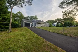 6 Hilltop Dr, Bourne, MA 02561 - Photo 3