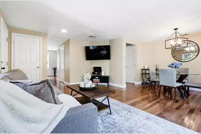 4 Partridge Ln #4, Lynnfield, MA 01940 - Photo 11