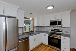 11 Mountainview St, Chicopee, MA 01020 - Photo 9