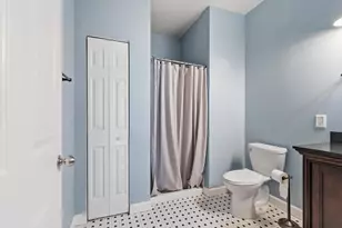 21 Hampshire Rd, Methuen, MA 01844 - Photo 15
